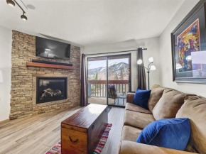 2F Lagoon Drive 2Br 2Ba condo